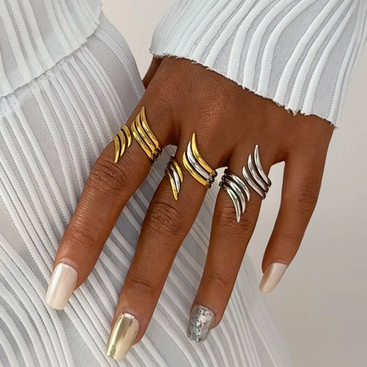 Minimalist 18K Gold Plated Line Stainless Steel Rings Thin Waterproof Quality Jewelry Stackable Rings Women's Accessories Gifts