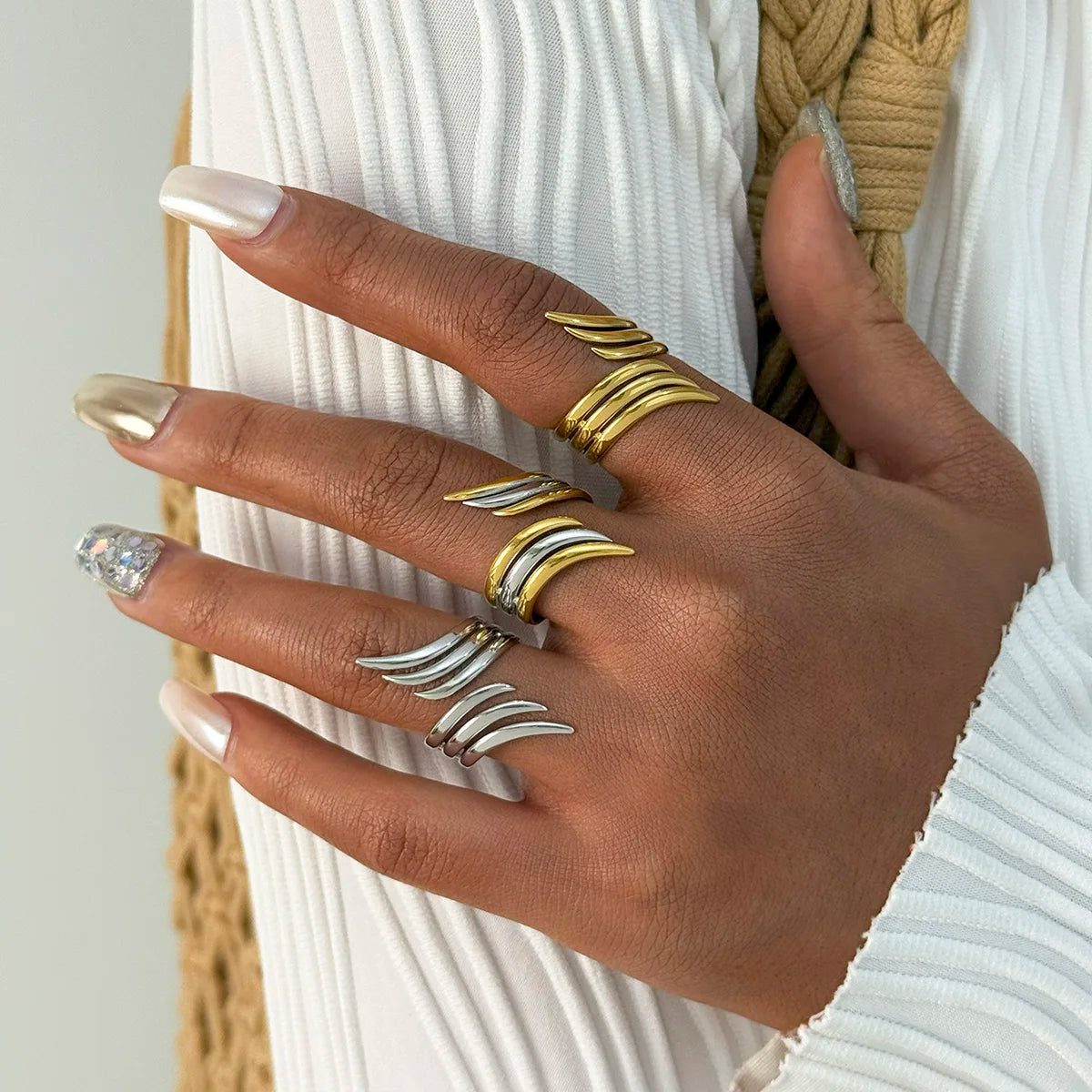 Minimalist 18K Gold Plated Line Stainless Steel Rings Thin Waterproof Quality Jewelry Stackable Rings Women's Accessories Gifts